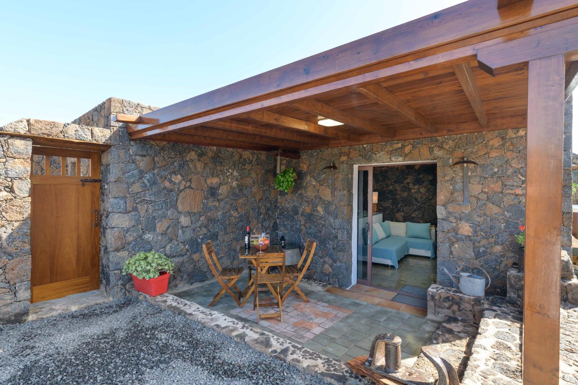 Apartamento Los 4 Nobles Tinajo Esterno foto
